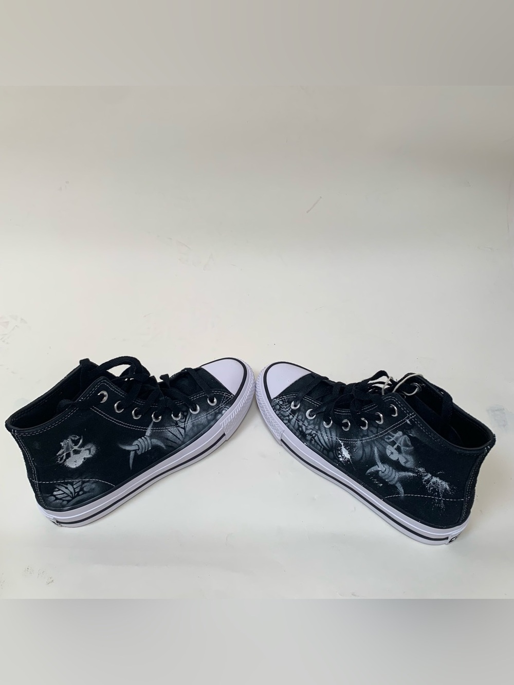 Converse All Star CTAS Pro Hi Black Custom Paint Los Angeles Butterfly Women’s 8 - Picture 8 of 9
